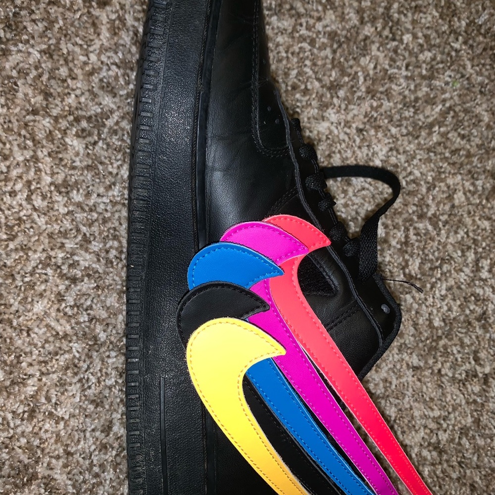 black velcro swoosh nike air force 1’s